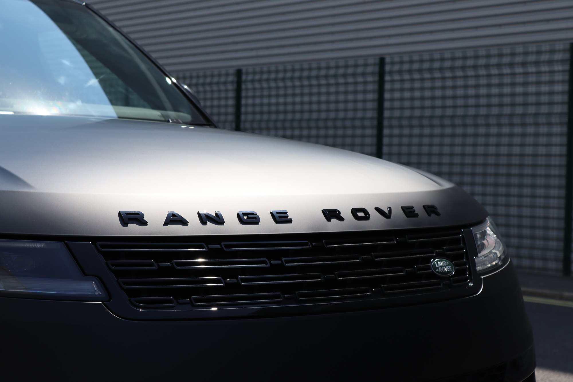 Dechromed Range Rover bonnet lettering and grille in satin black, Auto Wrap Manchester